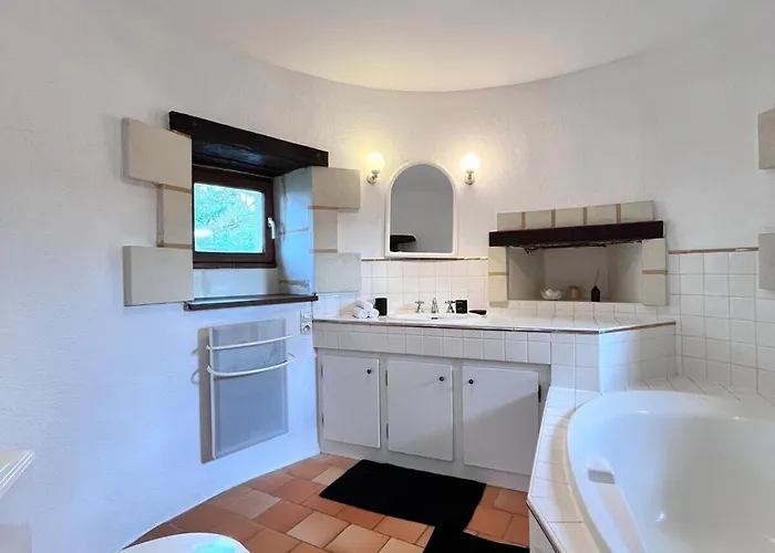 Manoir Les Touches - Bed & Breakfast Concourson-sur-Layon